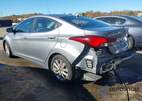 2015 Hyundai Elantra Se z USA, uszkodzony, nr VIN 5NPDH4AE2FH598843